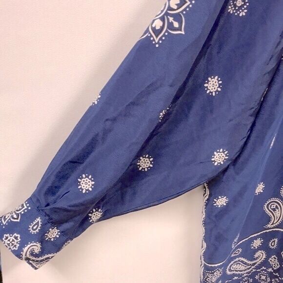 ELISABETH LIZ CLAIBORNE Blue Handkerchief Print Blouse Size 3X Bandana Print Top - Picture 5 of 8